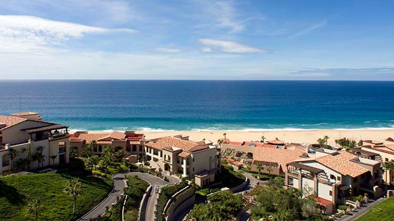 The all-inclusive Pueblo Bonito Sunset Beach Golf & Spa Resort in Los Cabos has yoga classes on the balcony of the property’s oceanfront fitness center. // © 2016 Pueblo Bonito Sunset Beach Golf & Spa Resort