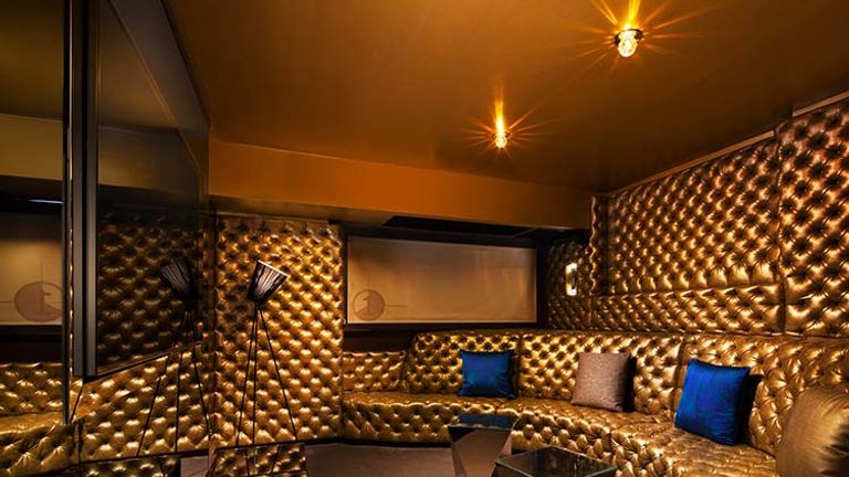 The hotel’s Extreme Wow suite received a top-to-bottom upgrade, including the addition of a screening room. // © 2016 W Hotels